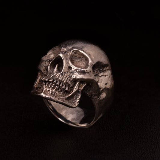 Anello in argento925 teschio anatomico.