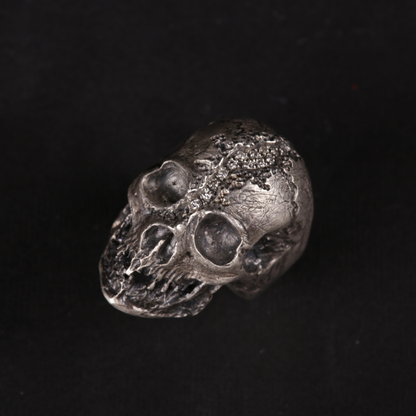 "VENENUM" RING